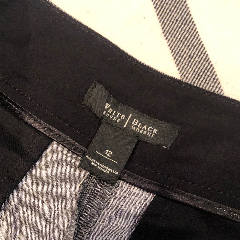 White House Black Market Gray Textured Linen-Blend Bermuda Shorts - Picture 2 of 13